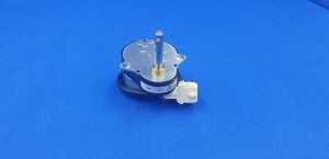 Silnik obrotu tub kod 0V3672